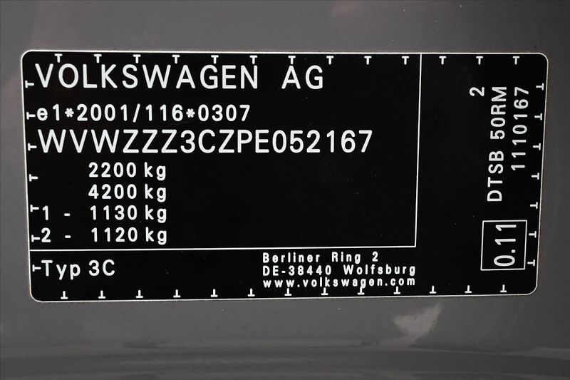Volkswagen Passat 2,0 TDI 110 kW DSG Elegance Zá - fotka 12 z 33