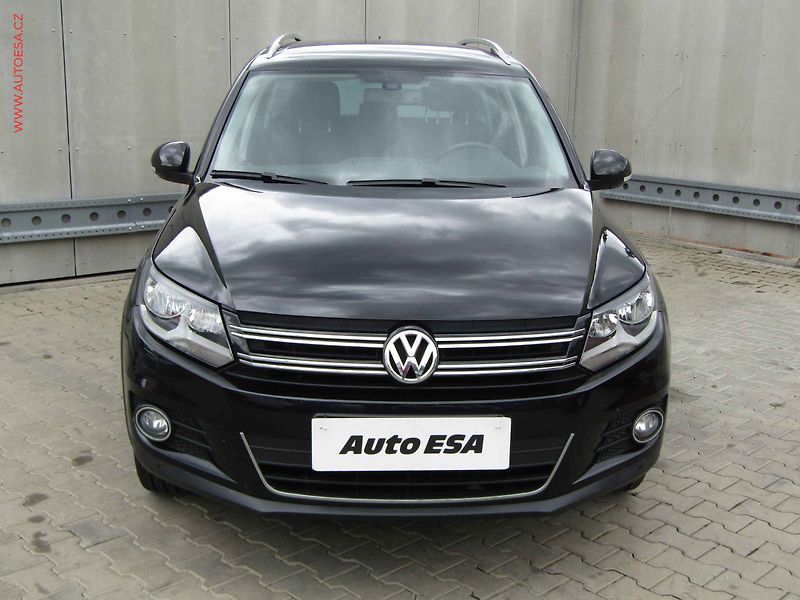 Volkswagen Tiguan (2014) 2.0 TDi 4x4, servis.kniha, AC - fotka 2 z 23