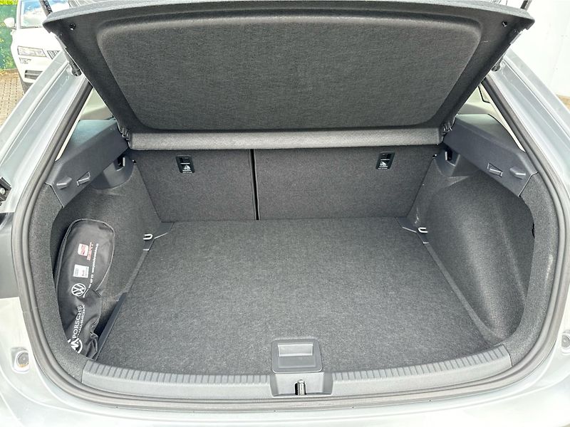 Volkswagen Taigo People 1,0 TSI - fotka 19 z 19