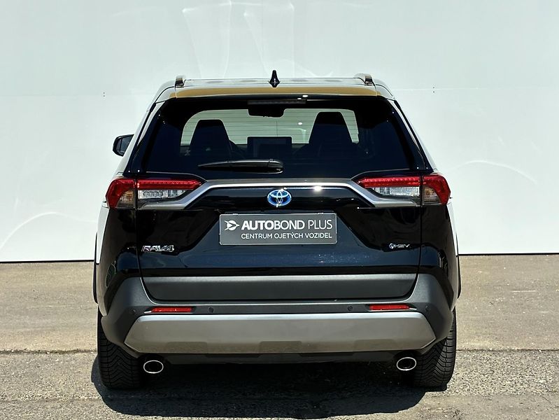 Toyota RAV4 2.5 HSD e-CVT AWD Exe. Sky. JB - fotka 9 z 25