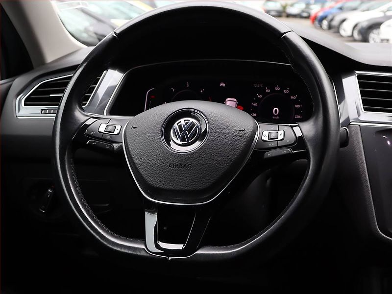 Volkswagen Tiguan Allspace (2020) Highline 2.0 TDI - fotka 13 z 19