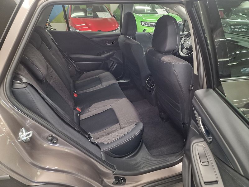 Subaru Outback (2025) 2.5 ACTIVE 2025 | Tažné - fotka 26 z 51