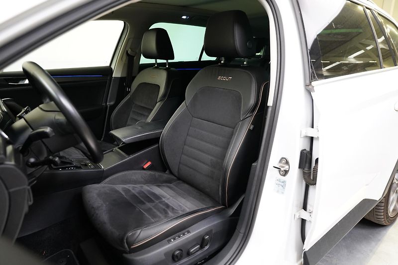 Škoda Superb - fotka 11 z 27