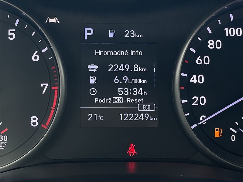 Hyundai i30 1,5 T-GDI AT7 Combi Smart PDC - fotka 10 z 23