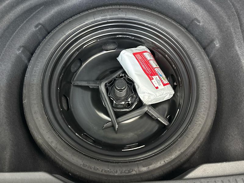 Volkswagen Golf Life DSG - fotka 29 z 29