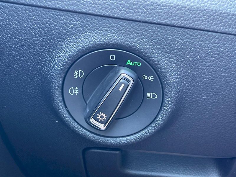 Škoda Superb (2023) 2.0 TDI 110kW DSG Style Plus c - fotka 7 z 35