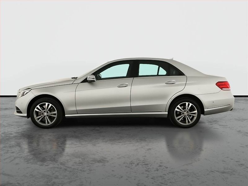 Mercedes-Benz Třídy E (2013) E 400 4MATIC, 4X4, Automat - fotka 3 z 18