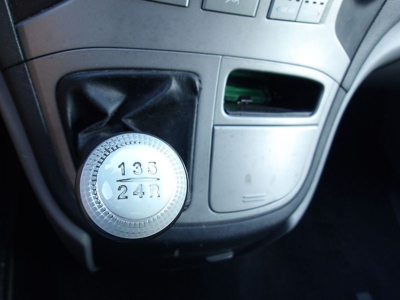 Hyundai H 1 2,5CRDi ČR 6 MÍST Po GO motoru - fotka 26 z 28