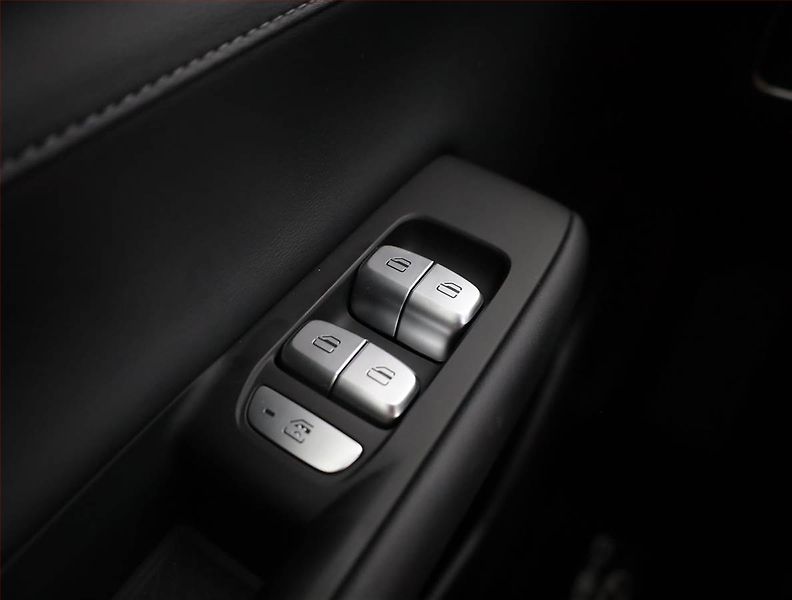 Chery Tiggo 8 (2026) 1.6 TGDI, UNIQUE, Ad. tempomat - fotka 15 z 20