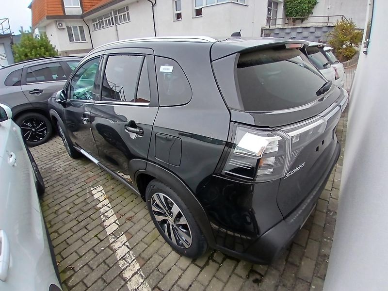 Suzuki S-Cross (2026) S-CROSS 1,4  Elegance 4x4 - fotka 4 z 5