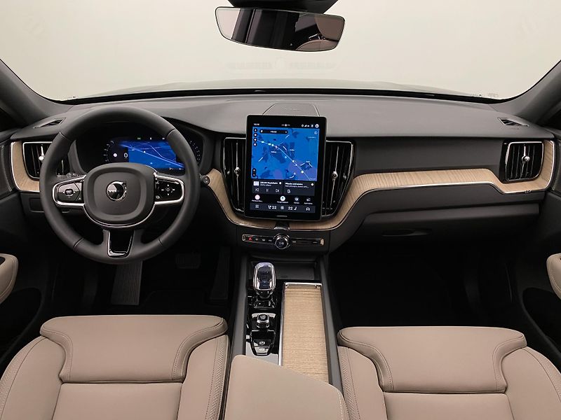Volvo XC60 (2026) B5 AWD AUT BRIGHT PLUS  - fotka 2 z 62