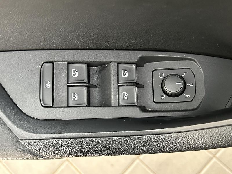 Škoda Kodiaq 2.0 TDI 4x4 Style - fotka 19 z 25