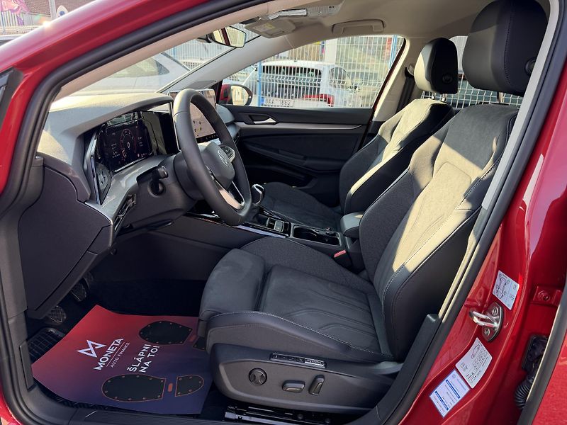 Volkswagen Golf TSi/110kW - STYLE,Webasto,H&K - fotka 11 z 80