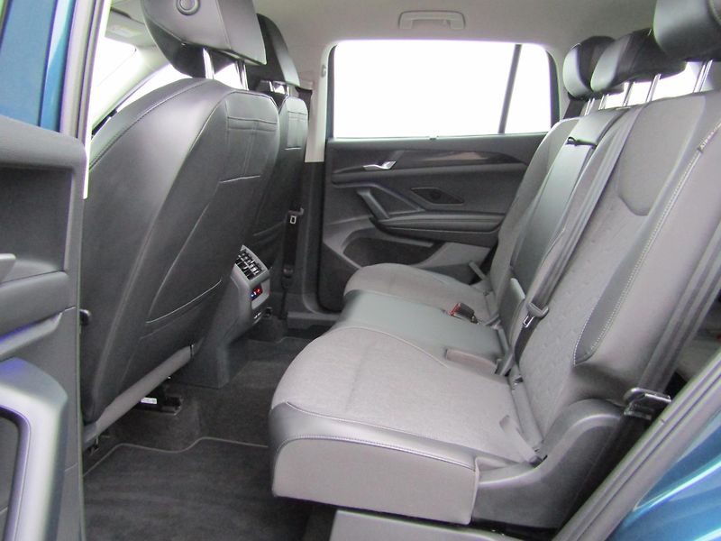 Volkswagen Tayron (2025) 2.0 TDI 142KW DSG 4x4 - 7 míst - fotka 24 z 30