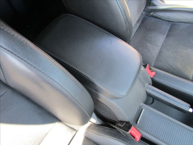 Škoda Superb Combi 2.0TDi 125kW Elegance - fotka 19 z 43