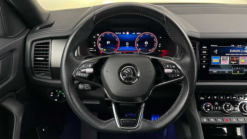 Škoda Kodiaq 2.0 TSI DSG 4x4 Sportline - fotka 9 z 34