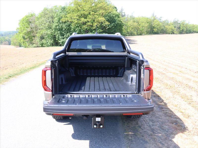 Volkswagen Amarok 3,0 TDi PanAmericana 10AUT 4x4 - fotka 9 z 38