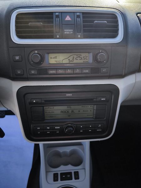 Škoda Roomster (2007) 1,4i16V STYLE - fotka 43 z 58