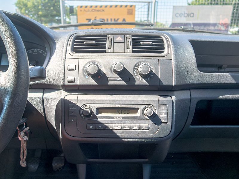 Škoda Fabia (2009) 1.2HTP 44KW – ESP - fotka 16 z 31