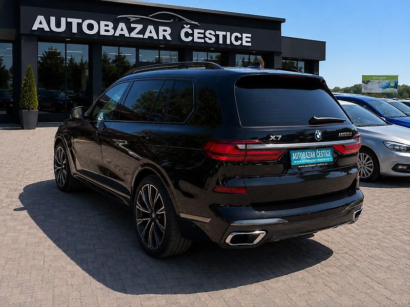 BMW X7 M50d INDIVIDUAL 7 MIST  - fotka 7 z 29