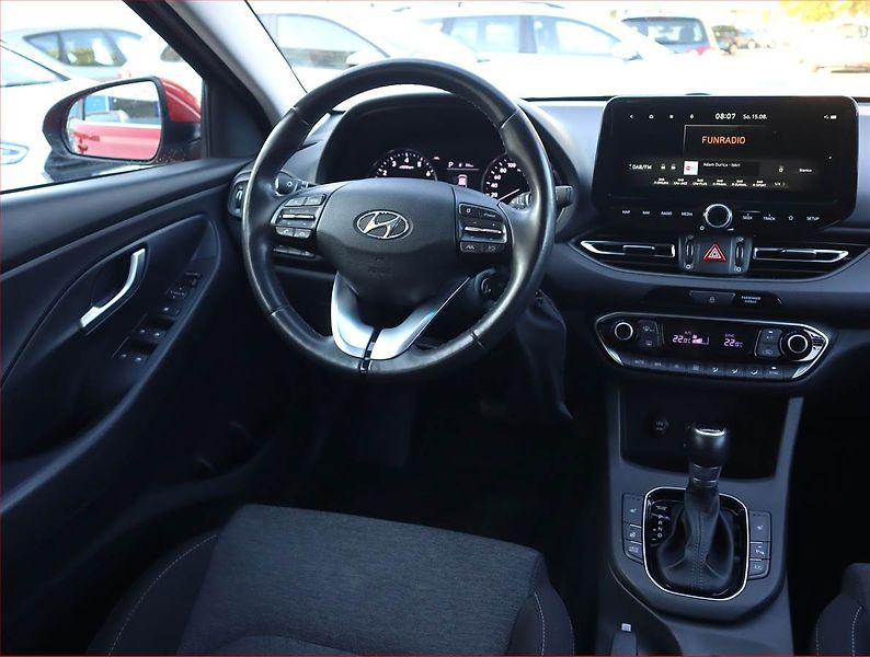 Hyundai i30 (2023) Family 1.0 T-GDI, Automat - fotka 7 z 23
