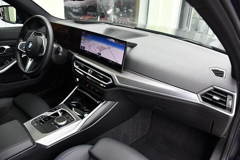 BMW Řada 3 320d xDrive MSPORT ČR 3LZÁRUKA - fotka 18 z 44