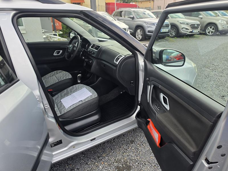 Škoda Fabia 1.2 HTP TZ Klimatizace  - fotka 8 z 20