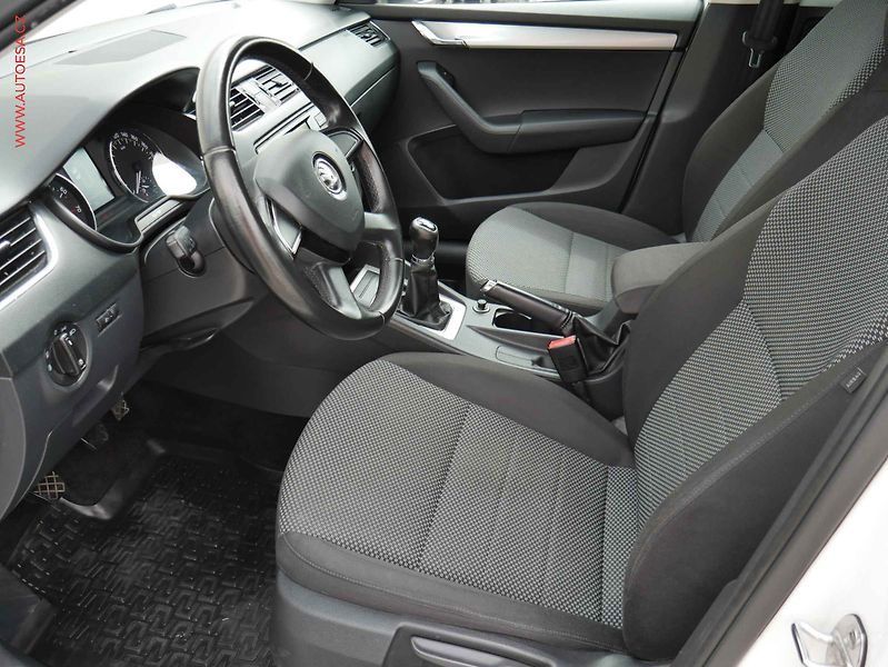 Škoda Octavia (2015) 1.4G-TEC, ČR, Ambition - fotka 9 z 15
