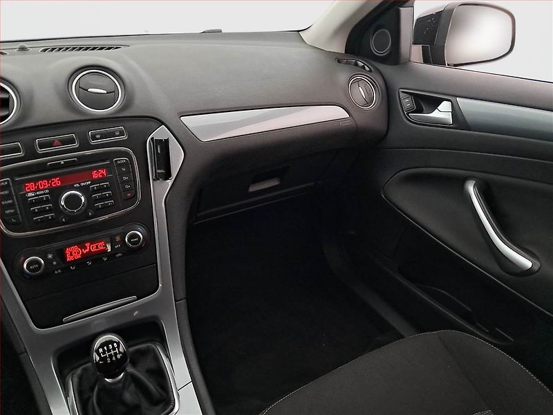 Ford Mondeo (2010) 2.0 TDCi, Serv.kniha, po STK - fotka 8 z 18