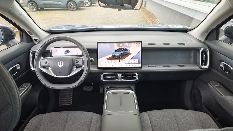 Leapmotor B10 (2026) Life 1.5 EV hybrid - fotka 24 z 44