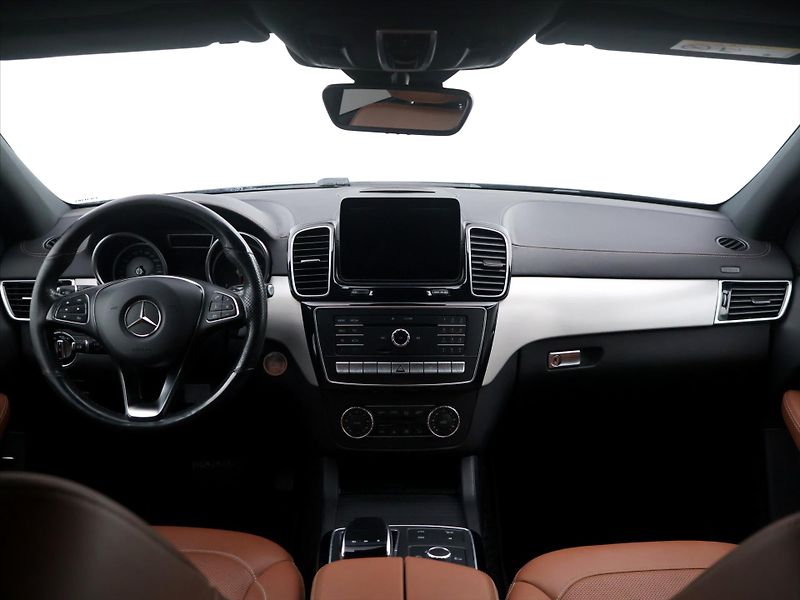Mercedes-Benz GLE 3,0 350d 190kW 4Matic AUT CZ - fotka 33 z 40