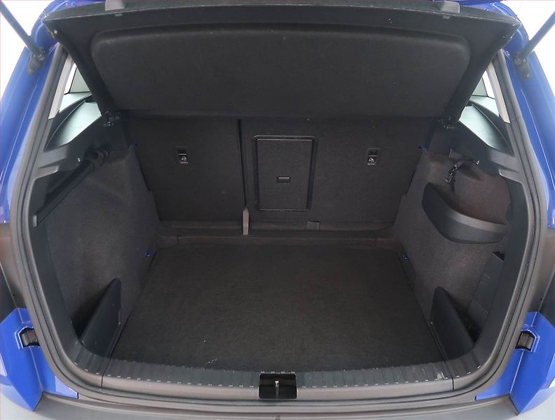 Škoda Karoq (2020) Ambition 1.0 TSI, Navi - fotka 13 z 20