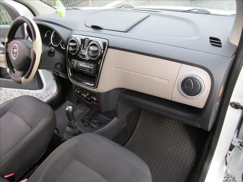 Dacia Lodgy 1.6i  Klima - fotka 15 z 36