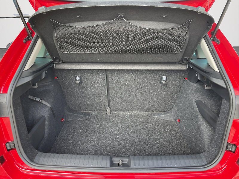 Škoda Kamiq (2025) 1.5 TSI 110 kW Top Selection - fotka 30 z 33
