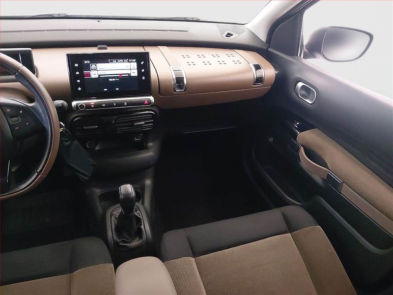 Citroën C4 Cactus (2015) 1.2 PureTech, Navi, Tempomat - fotka 8 z 15