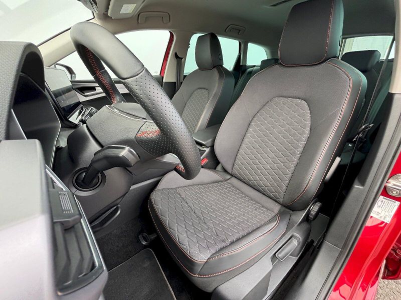 Seat Leon (2024) FR 1.5 TSI 96kW SP - fotka 6 z 35