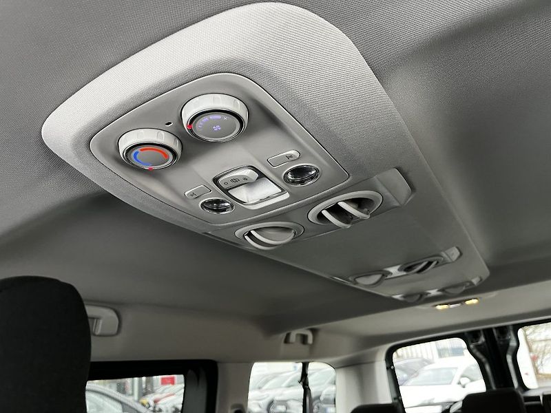 Toyota ProAce Verso 2.0 Business Comf. ODBĚR 1/27 - fotka 30 z 34