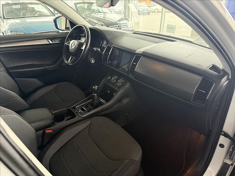 Škoda Kodiaq 2,0   TDI,4x4,SERVISKA,ČR,1.MA - fotka 9 z 26