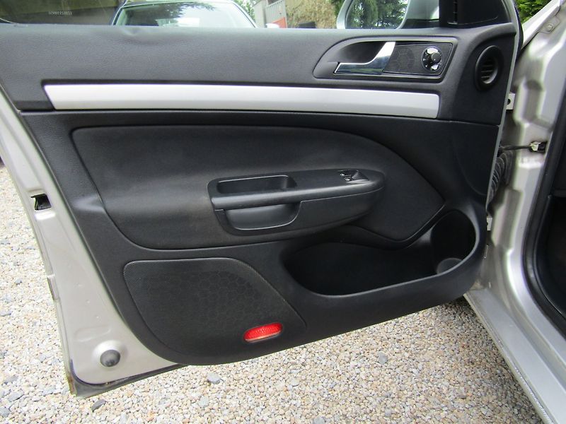 Škoda Octavia (2005) 1.9 TDI 77kW BEZ DPF - fotka 18 z 39