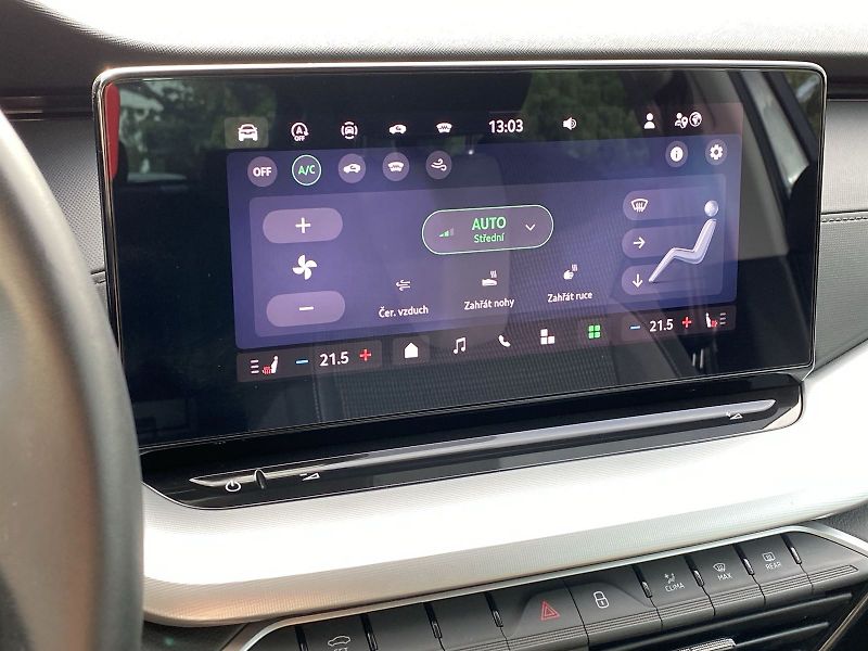 Škoda Octavia (2024) 1.5 TSI Selection - fotka 13 z 31