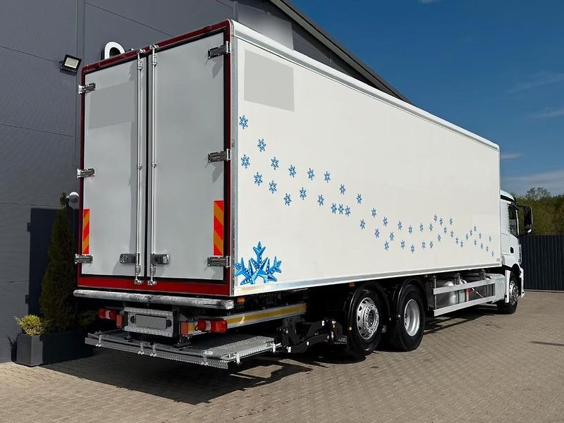 Mercedes-Benz Actros (2018) 2530 6x2 chlaďák EURO 6 - fotka 4 z 19