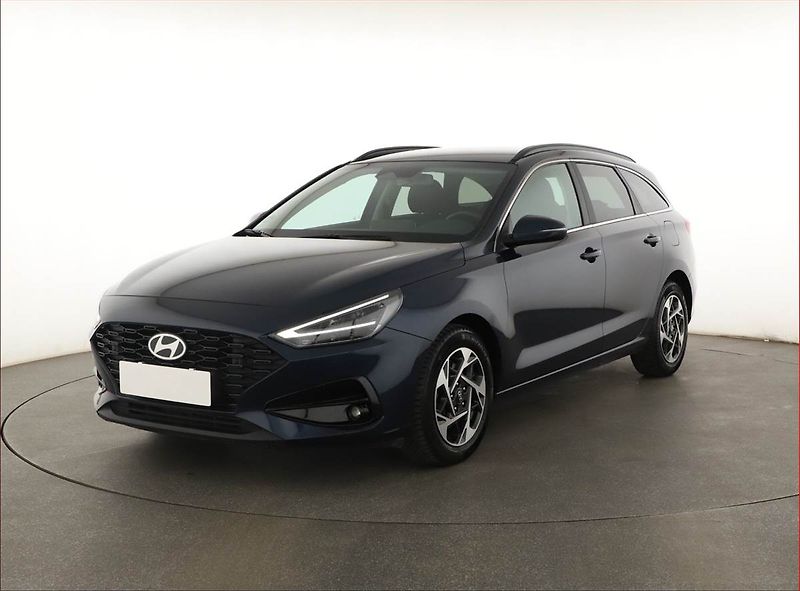 Hyundai i30 (2025) Style 1.0 T-GDI - fotka 2 z 20