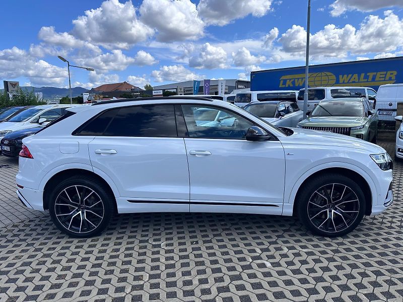 Audi Q8 3.0 TDI 210kW S-LINE - fotka 3 z 20