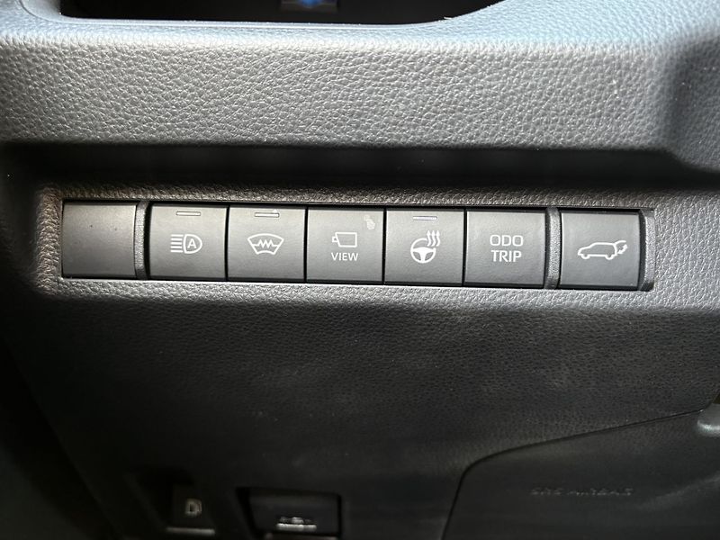 Toyota RAV4 2.5 HSD e-CVT AWD Executive - fotka 15 z 25