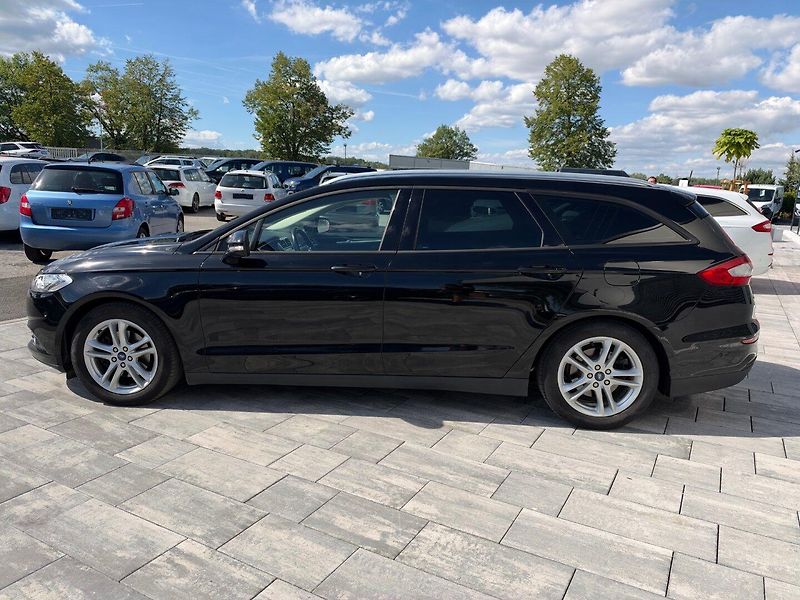 Ford Mondeo (2016) Bussines 2.0 TDCi 110kW - fotka 8 z 32