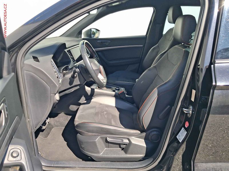 Seat Ateca (2023) 2.0 TDi, FR, DSG, LED, +ALU - fotka 9 z 22