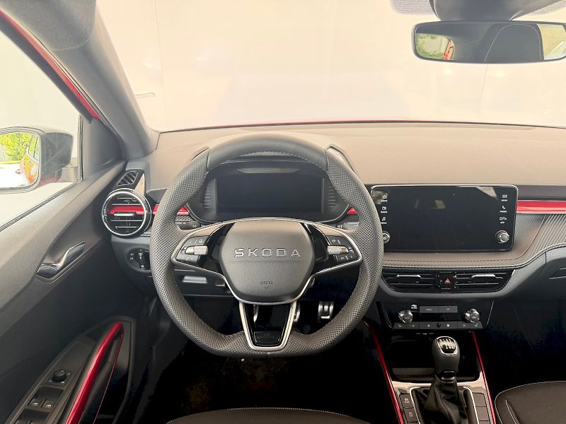 Škoda Fabia (2025) Monte Carlo 1.0 TSI / 85 kW M6 - fotka 8 z 25