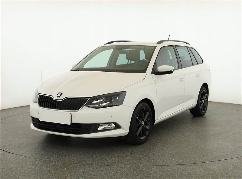 Škoda Fabia (2016) Style 1.2 TSI, Automat - fotka 2 z 20