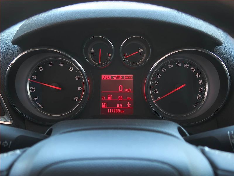 Opel Mokka (2013) 1.6, Tempomat, Park. senzory - fotka 11 z 18
