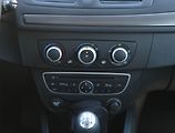 Renault Mégane (2010) 1.6 16V, Tempomat - náhled 12